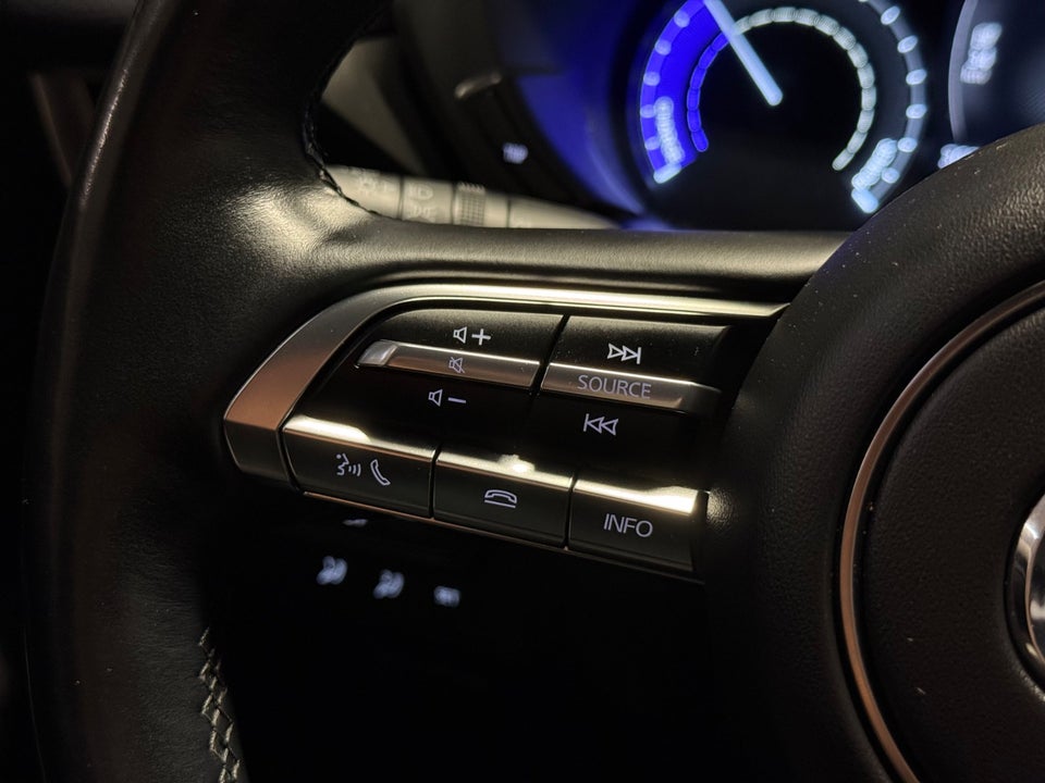 Mazda MX-30 e-SkyActiv Cosmo 5d