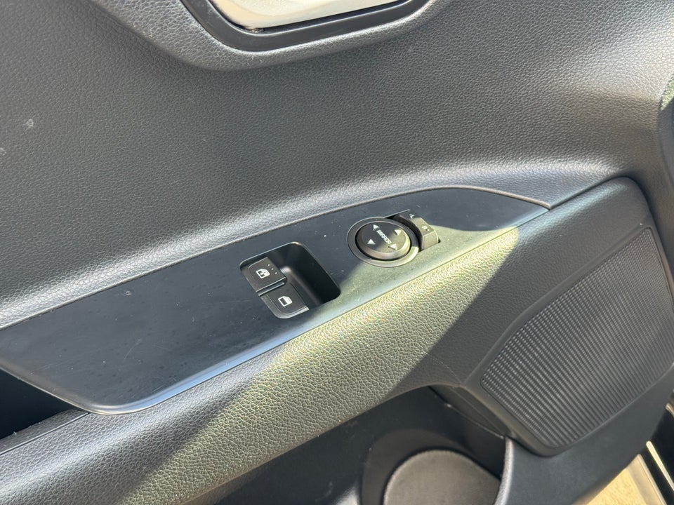 Kia Rio 1,2 CVVT Concept 5d