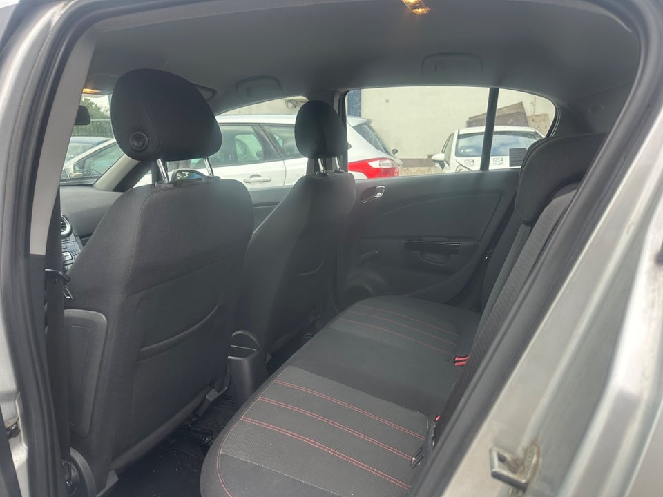Opel Corsa 1,2 16V Enjoy 5d