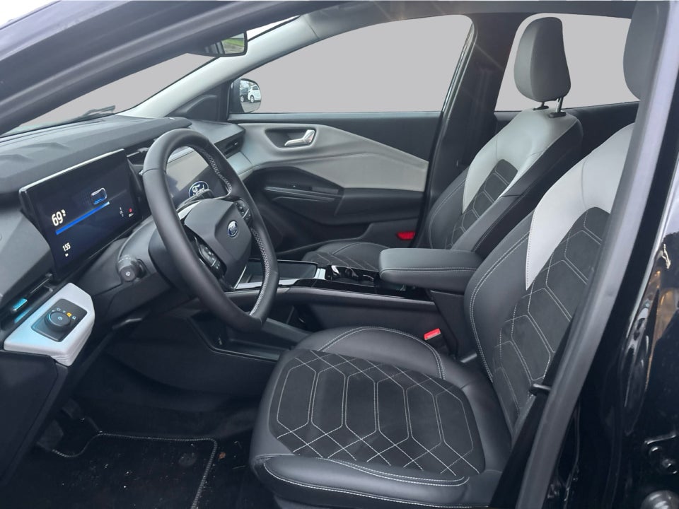 Ford Puma 46 Gen-E Premium 5d