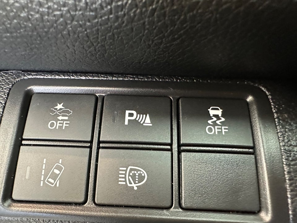 Honda Civic 1,5 VTEC Turbo Prestige CVT 5d