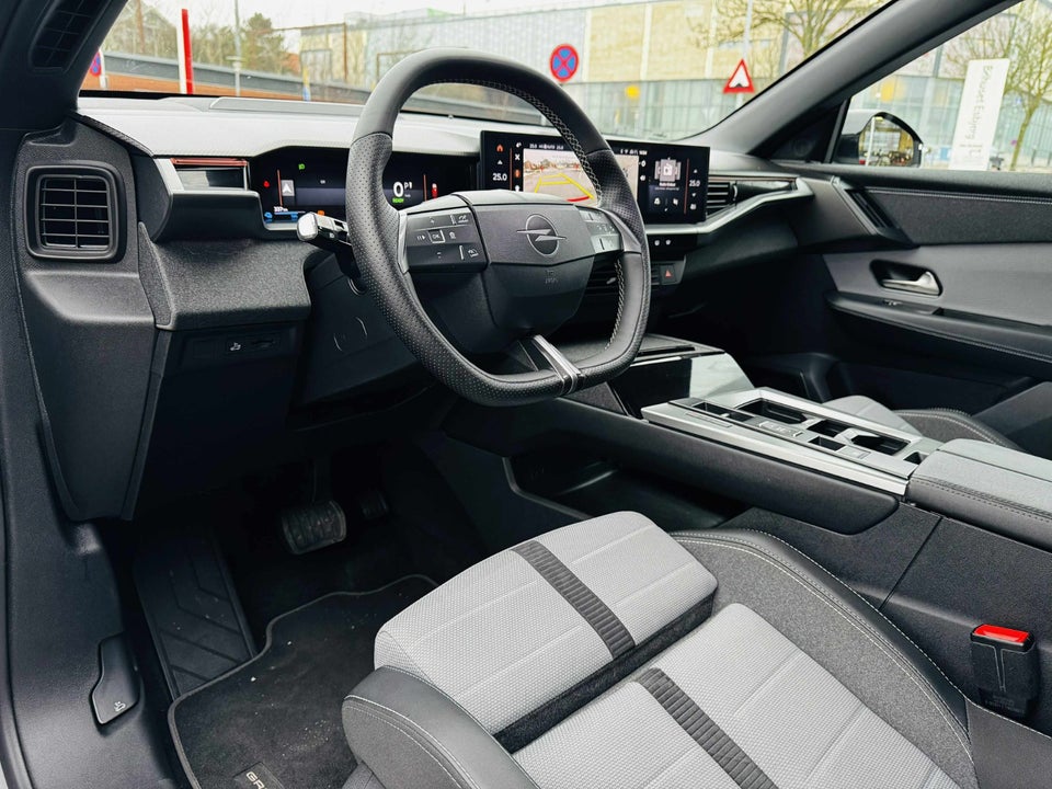 Opel Grandland-e 73 GS 5d