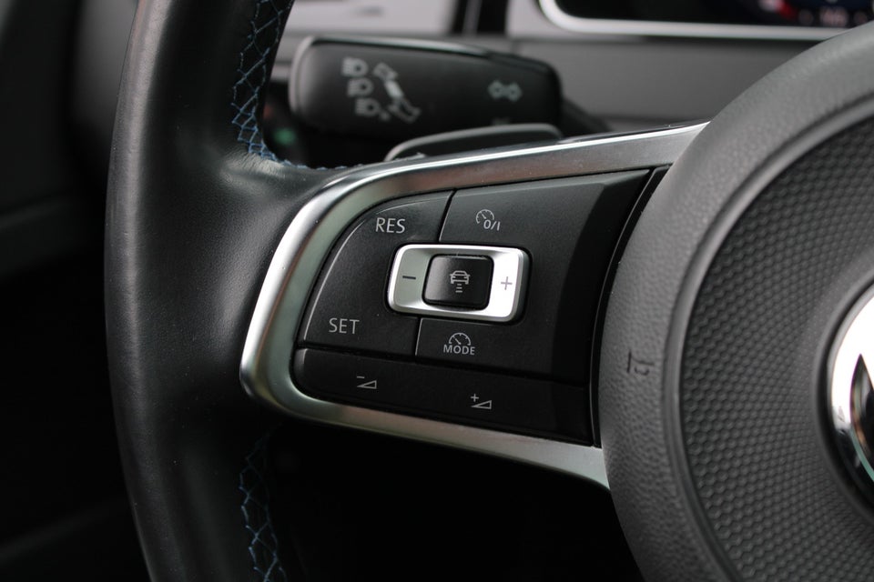 VW Golf VII 1,4 GTE DSG 5d