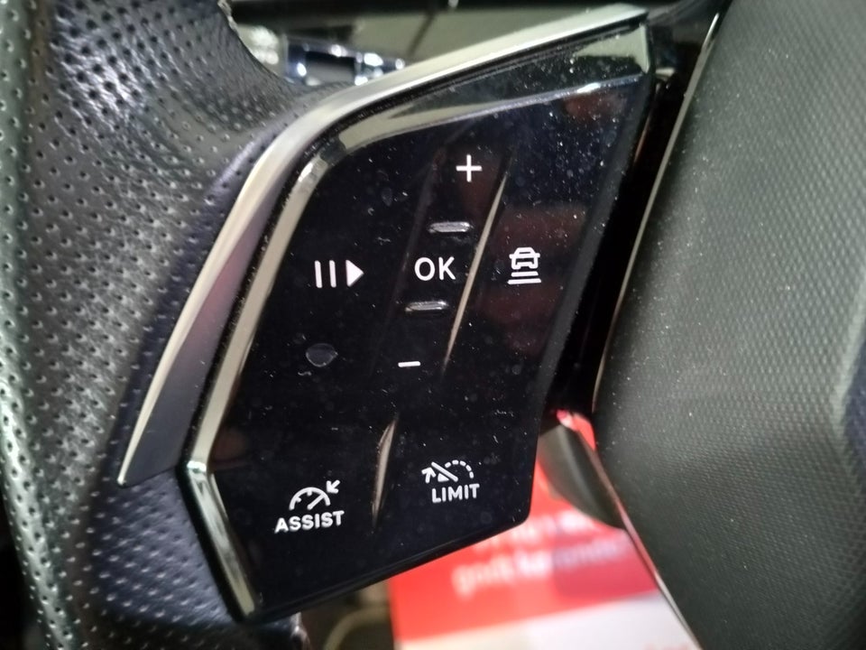 Peugeot e-5008 77 GT 7prs 5d