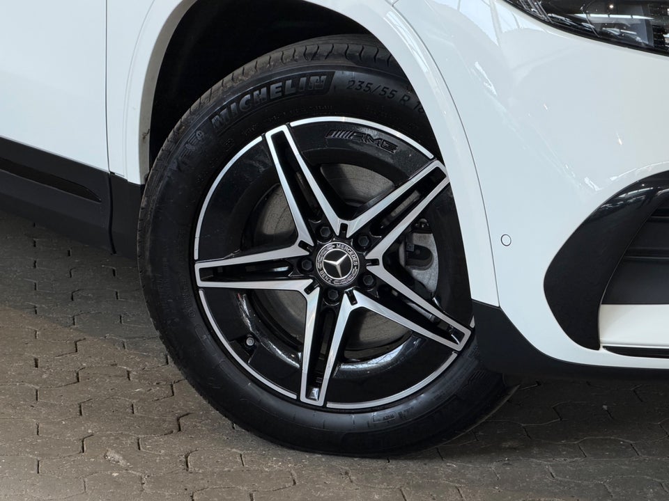 Mercedes EQA350 AMG Line 4Matic 5d