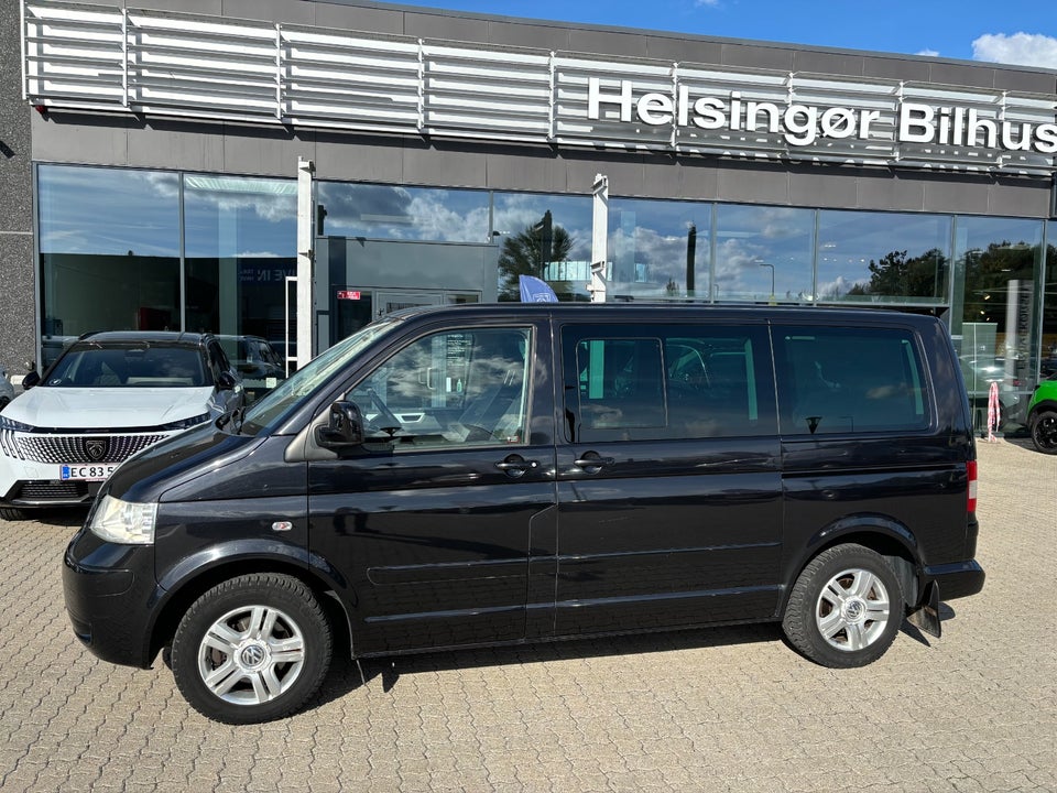 VW Multivan 2,5 TDi 130 Highline aut. 5d