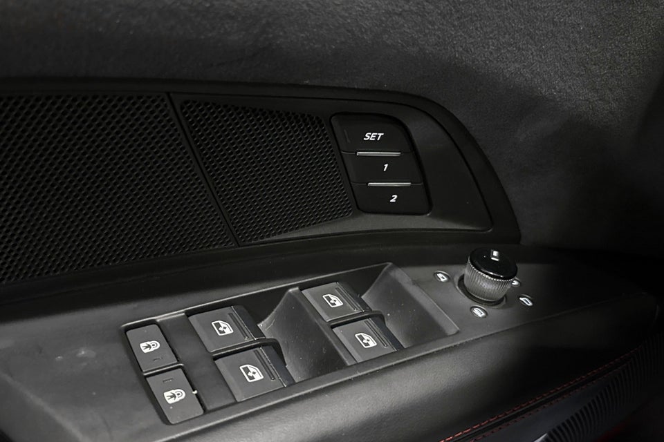 Audi RS e-tron GT pro quattro 4d