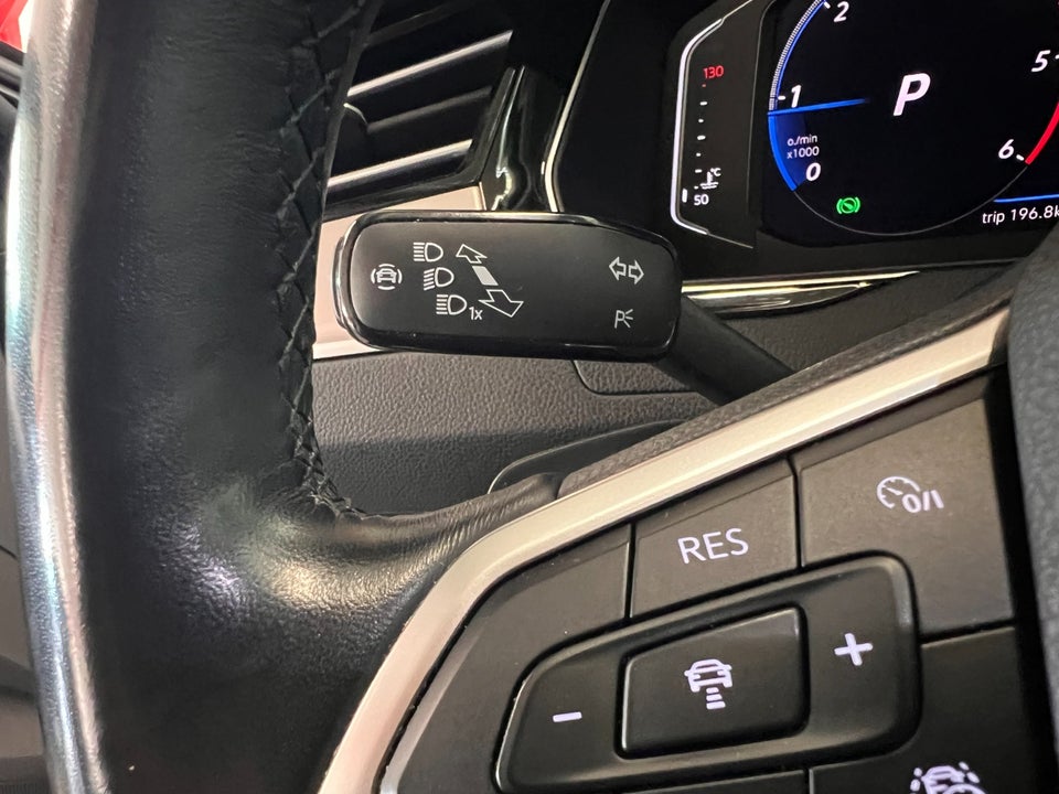 VW Passat 2,0 TDi 150 Elegance+ Variant DSG 5d