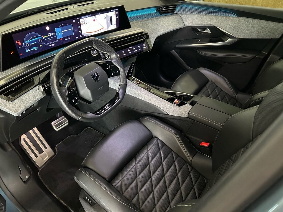 Peugeot e-5008 77 GT Pack 7prs 5d