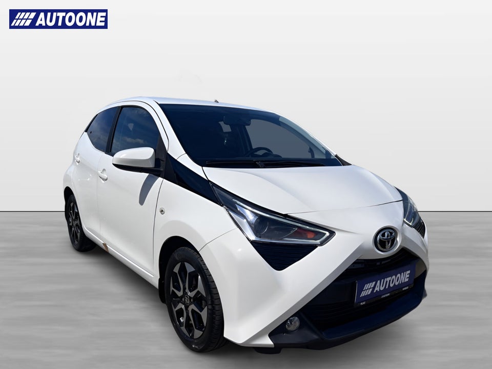 Toyota Aygo 1,0 VVT-i x-press 5d