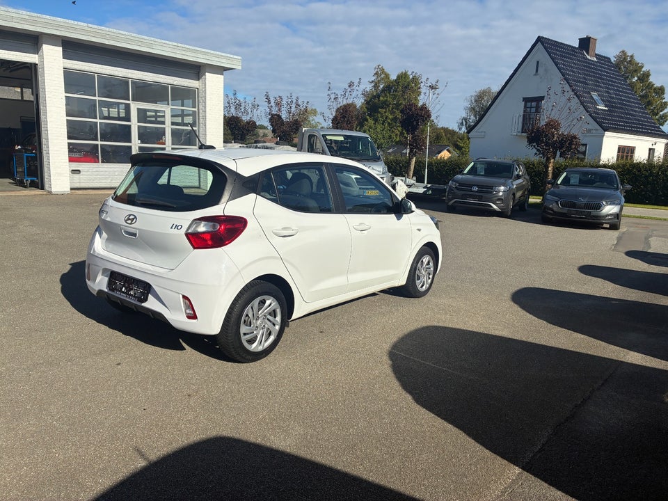 Hyundai i10 1,0 MPi Essential 5d
