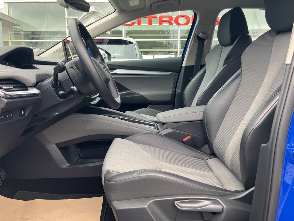 Skoda Enyaq 60 iV Loft 5d