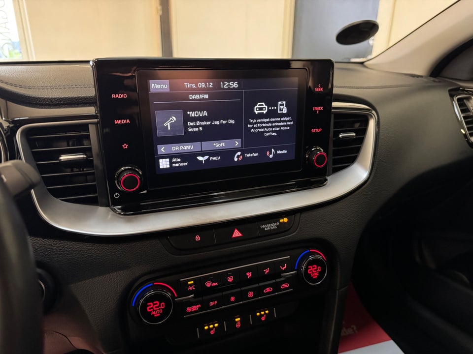 Kia Ceed 1,6 PHEV Prestige SW DCT 5d