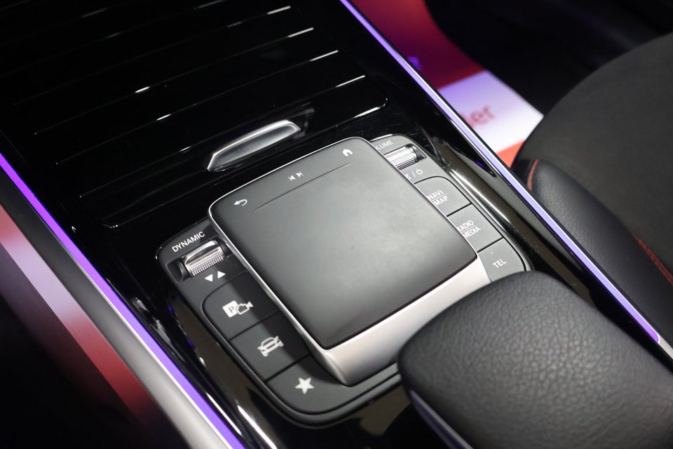 Mercedes EQB300 AMG Line 4Matic 5d