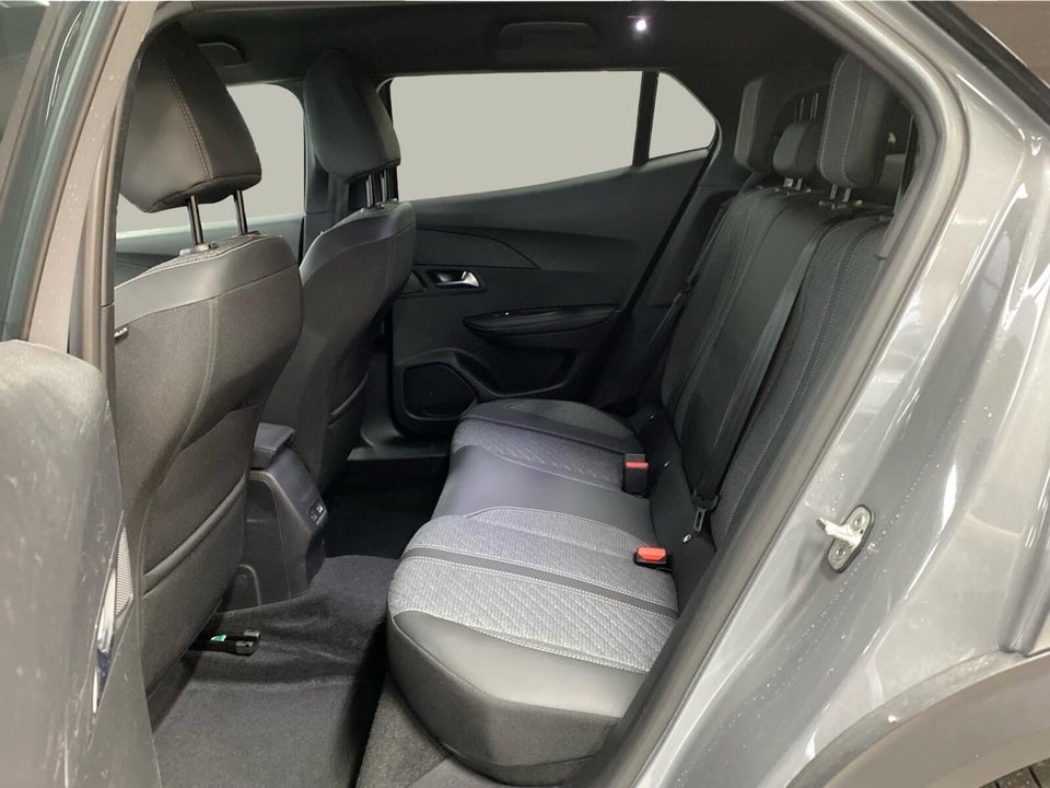Peugeot e-2008 50 Allure 5d