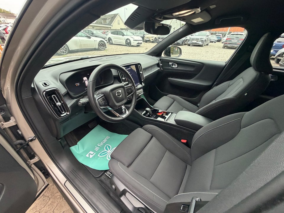 Volvo XC40 P6 ReCharge Core 5d
