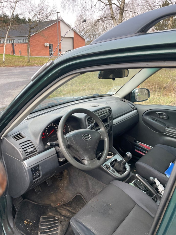 Suzuki Grand Vitara 2,0 Active Van 5d