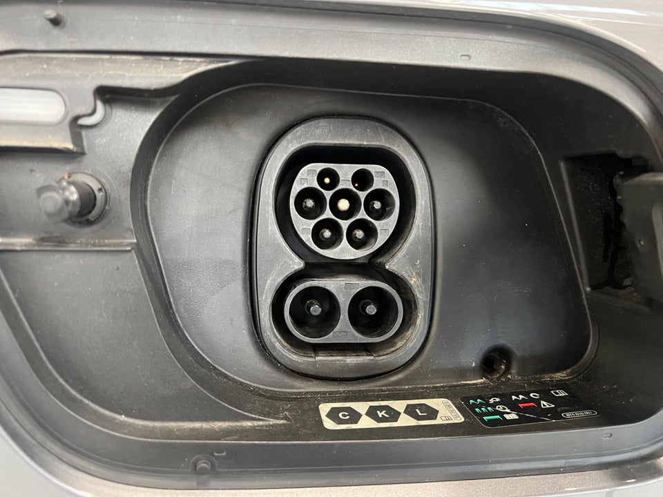 Audi Q4 e-tron 40 Advanced 5d