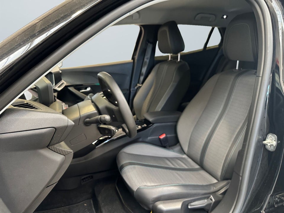 Peugeot e-2008 50 Allure Pack 5d