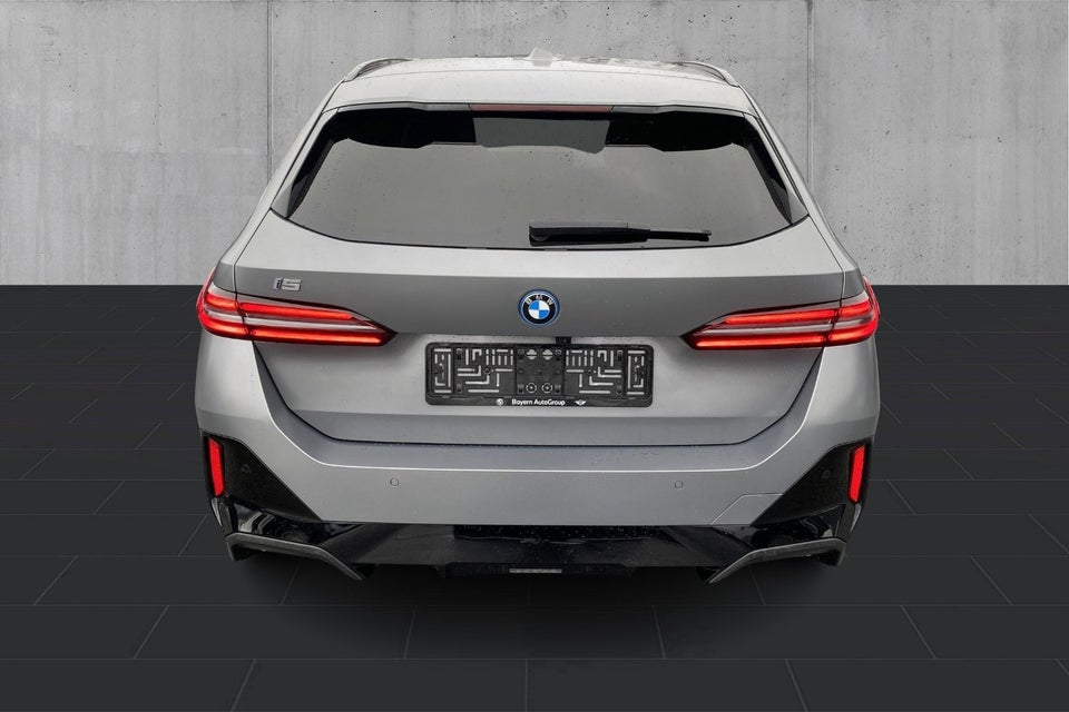 BMW i5 eDrive40 M-Sport Pro 4d