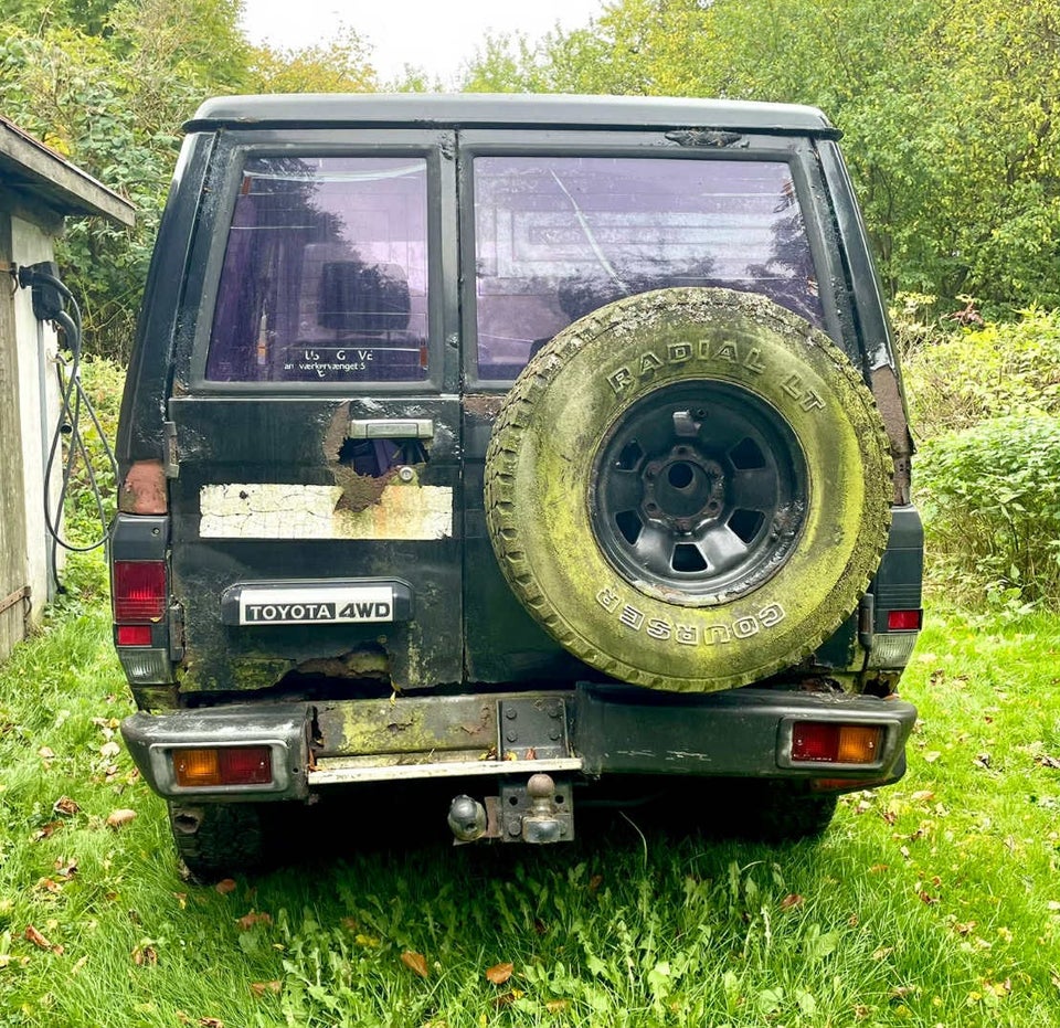 Toyota Land Cruiser 2,4 TD 4x4 3d