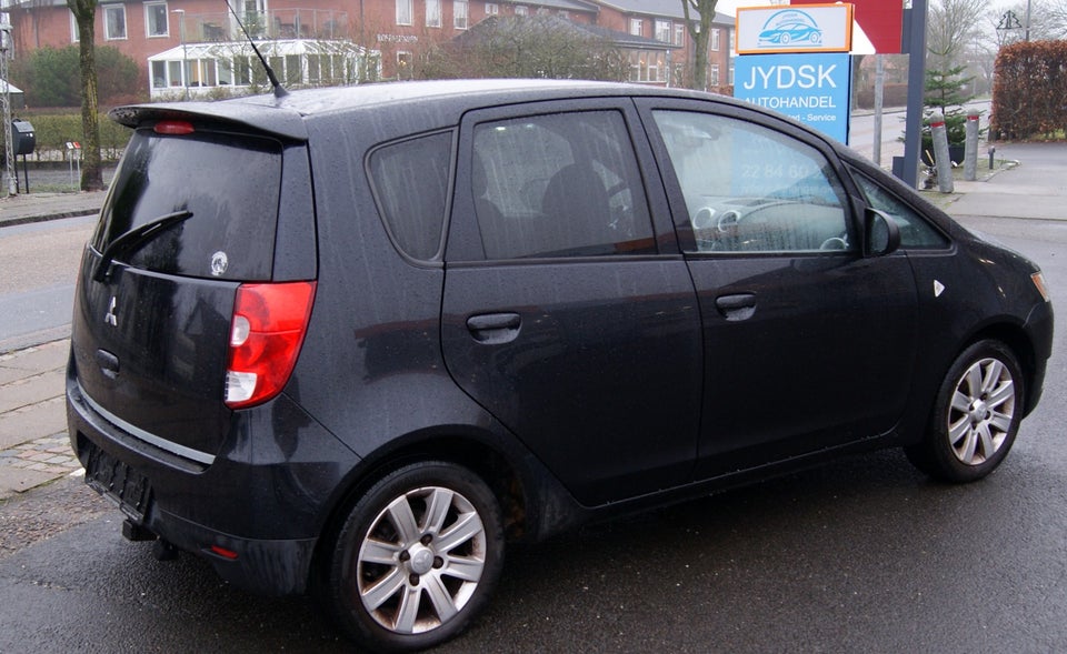 Mitsubishi Colt 1,3 Intense ClearTec Coolpack 5d