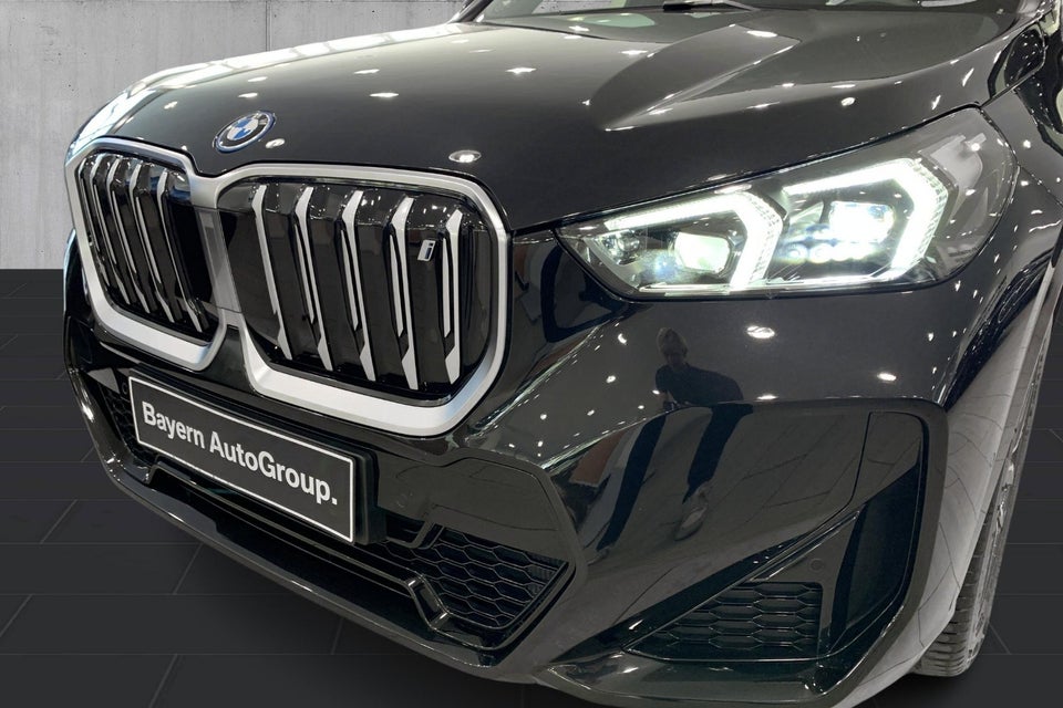 BMW iX1 xDrive30 M-Sport 5d