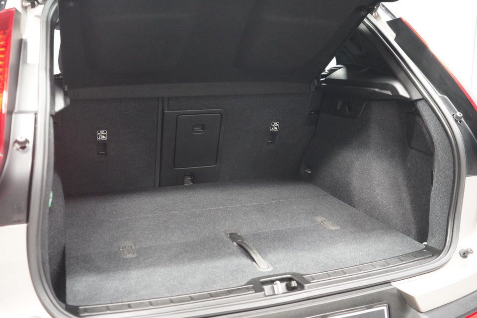 Volvo XC40 P6 ReCharge Plus 5d