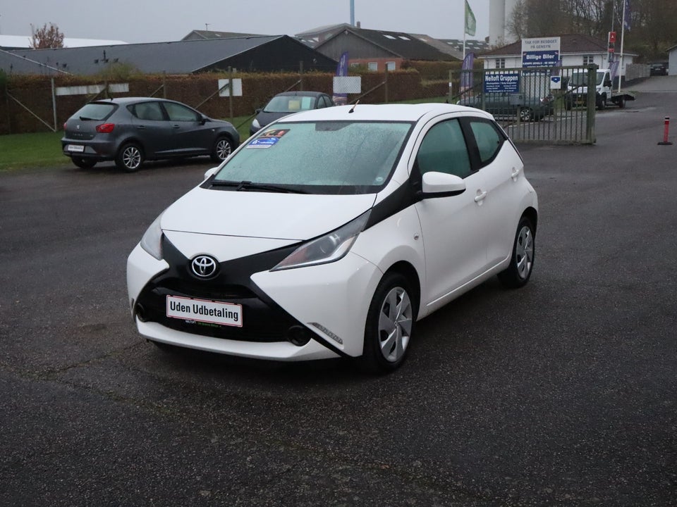Toyota Aygo 1,0 VVT-i x-clusiv 5d
