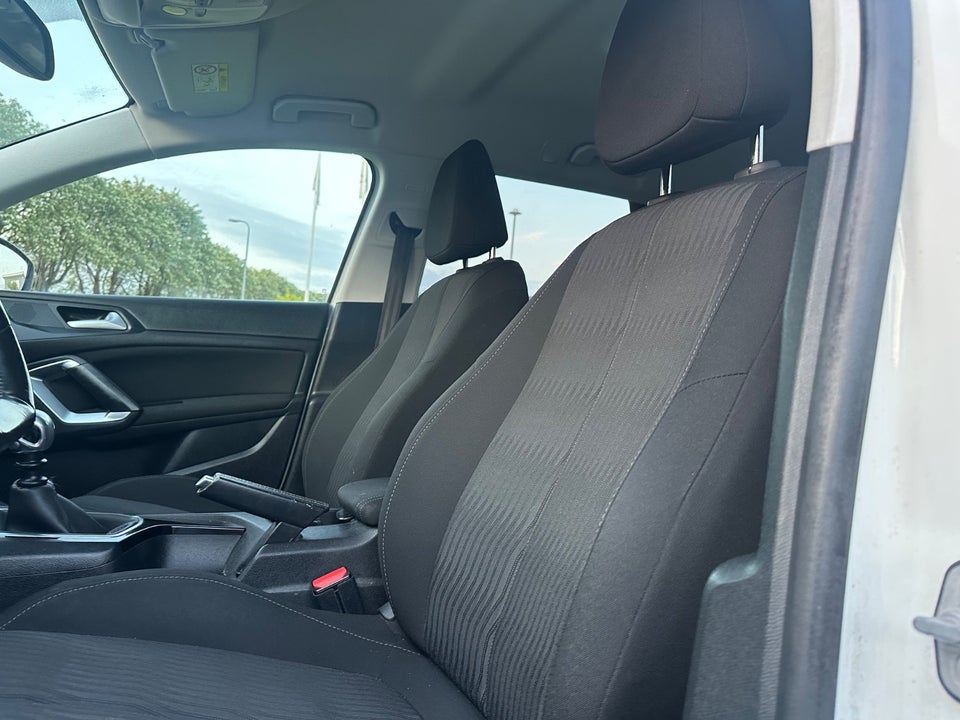 Peugeot 308 1,6 BlueHDi 120 Active SW 5d