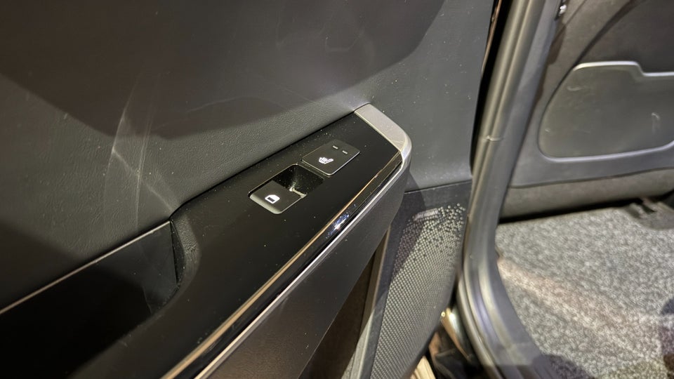 Kia EV6 77 Long Range Upgrade 5d