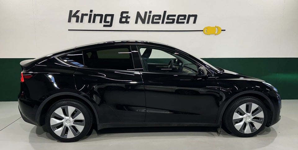 Tesla Model Y Long Range AWD 5d