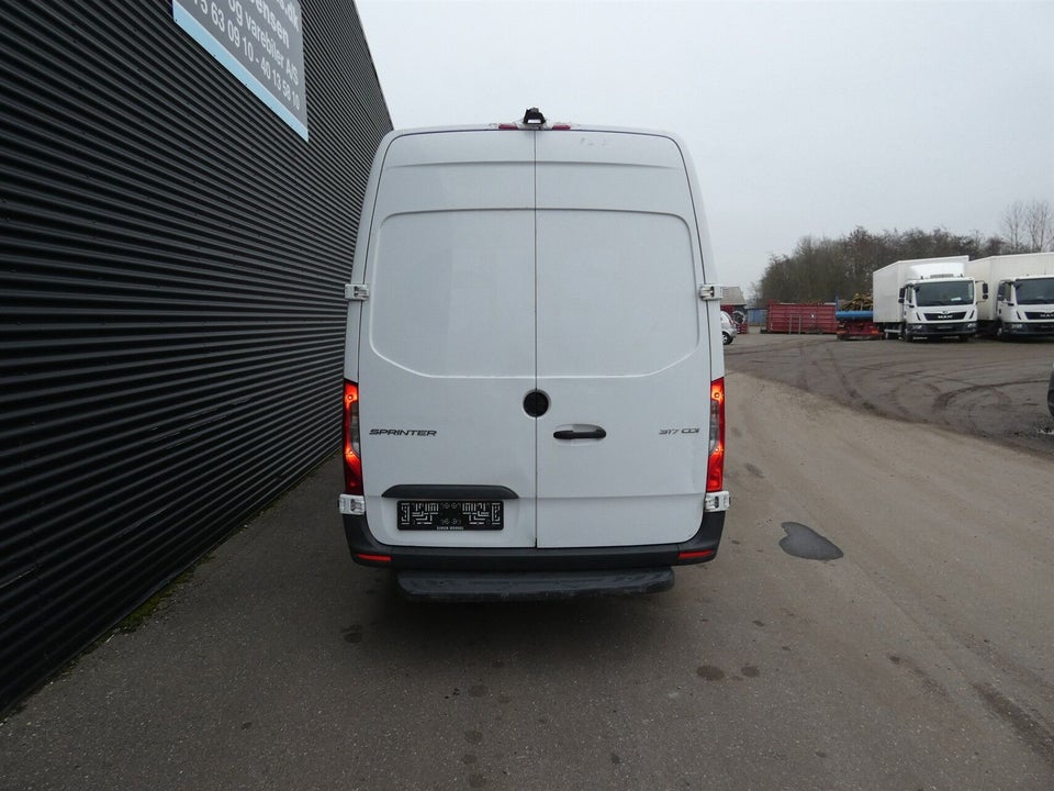 Mercedes Sprinter 317 2,0 CDi A3 Kassevogn aut. RWD