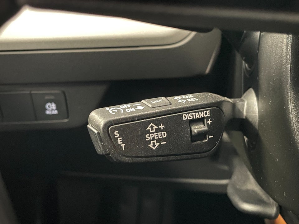 Audi Q4 e-tron 40 Advanced 5d