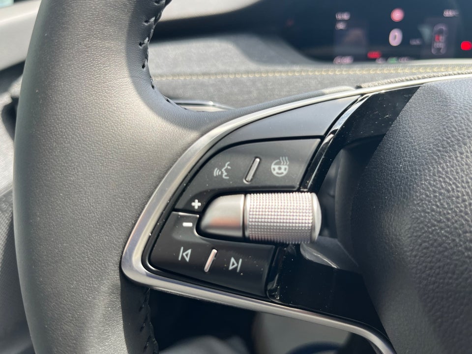 Skoda Elroq 60 iV 5d