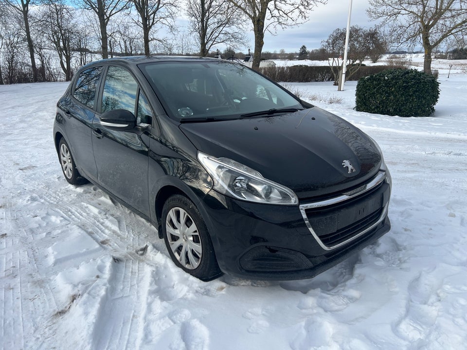 Peugeot 208 1,6 BlueHDi 100 Active 5d