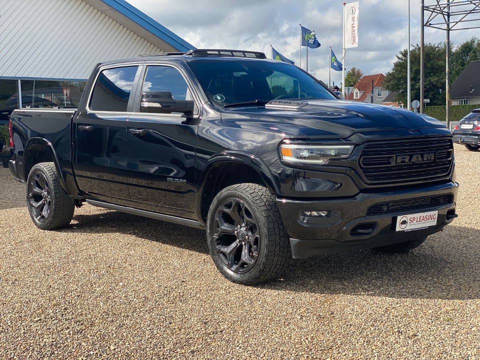 Dodge RAM 1500 5,7 V8 Hemi Limited Night aut. 4d