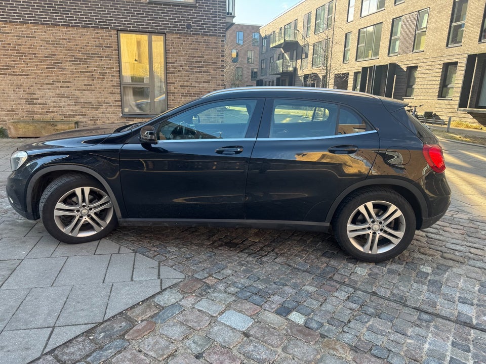 Mercedes GLA200 1,6 Style aut. 5d