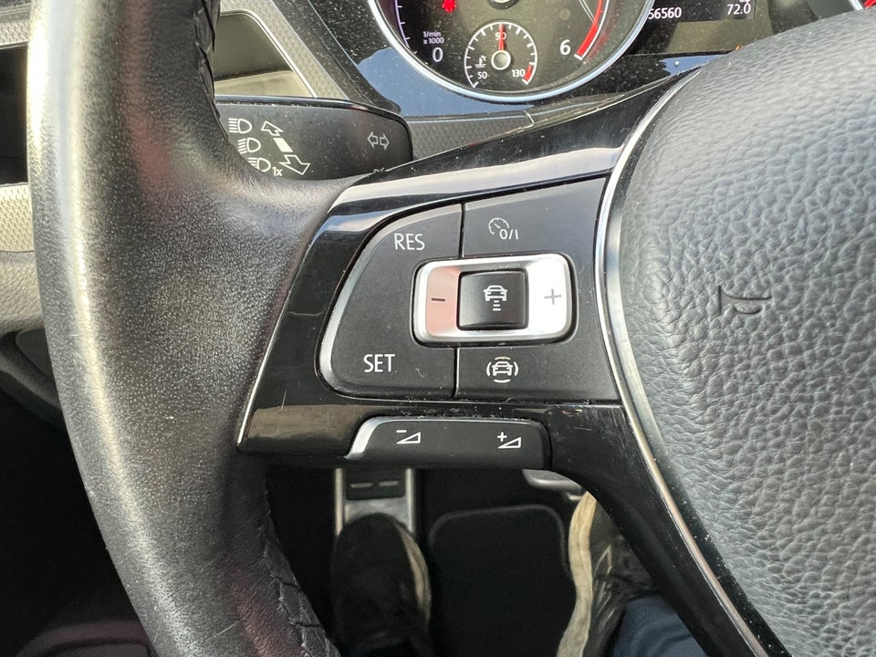 VW Touran 2,0 TDi 150 IQ.Drive DSG 7prs 5d