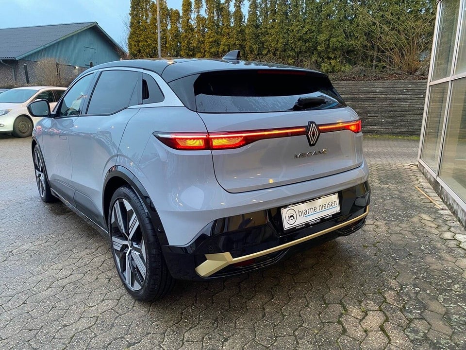 Renault Megane E-Tech 60 Iconic 5d