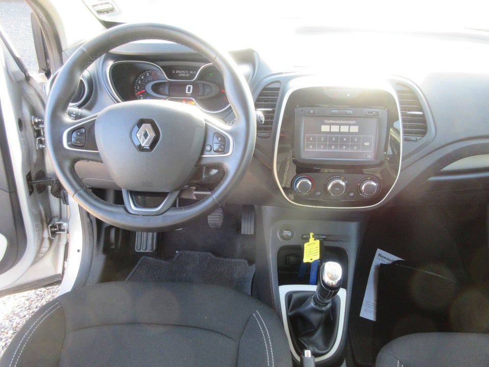 Renault Captur 1,2 TCe 120 Expression 5d