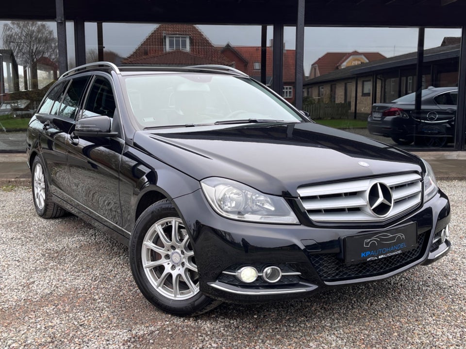 Mercedes C220 2,2 CDi Avantgarde stc. aut. BE 5d