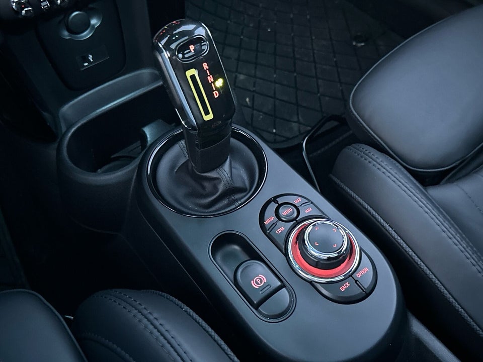 MINI Cooper SE Yours Trim 3d