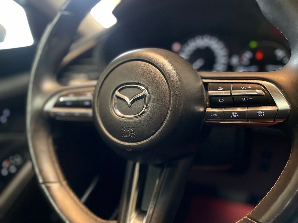 Mazda 3 2,0 SkyActiv-G 122 Sky Tech 4d