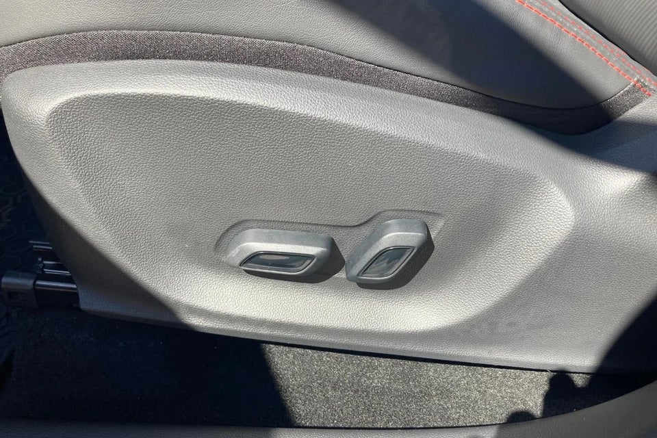 MG ZS 50 Luxury 5d