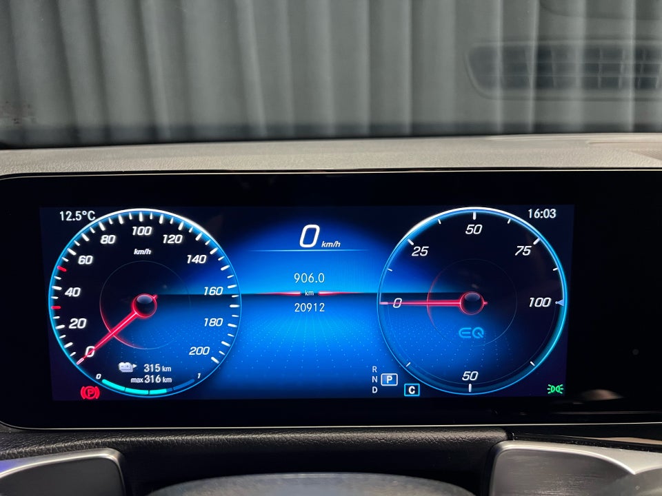 Mercedes EQB250+ AMG Line 5d