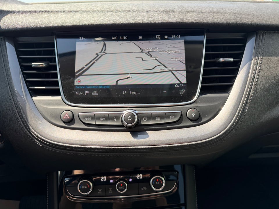 Opel Grandland X 1,6 Hybrid4 Ultimate aut. 5d