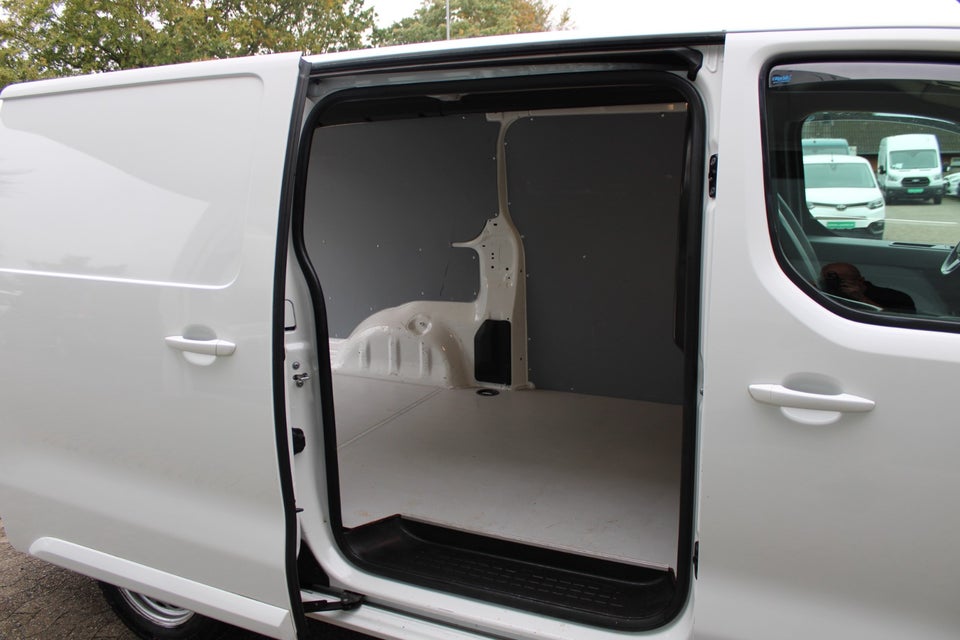Peugeot Expert 2,0 BlueHDi 144 L3 Premium Van