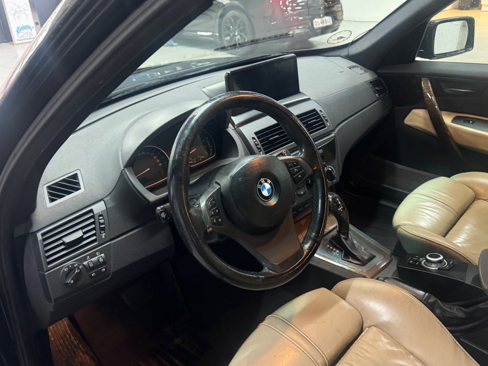 BMW X3 3,0i Steptr. Van 5d