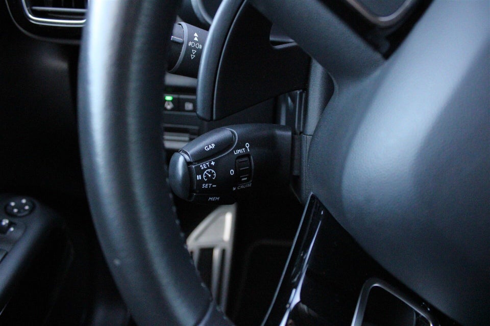 Citroën C5 Aircross 1,6 Hybrid Shine Sport EAT8 5d
